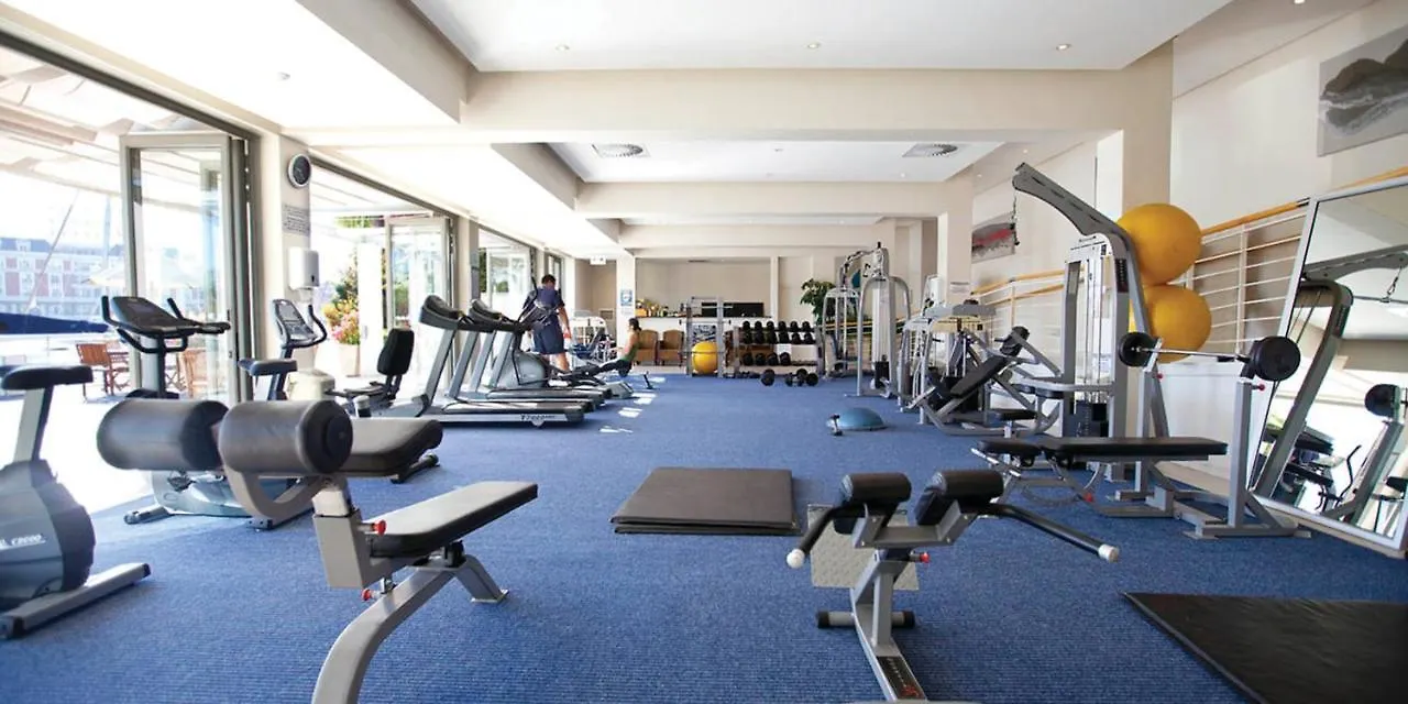 Two Bedroom Apartment - Fully Furnished And Equipped Kapstadt